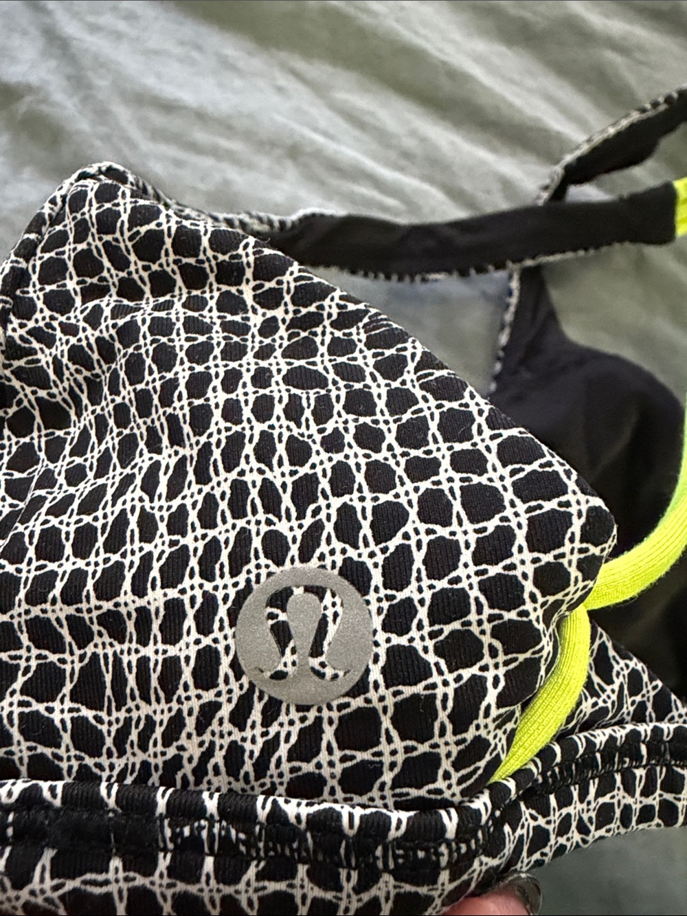 Lululemon Sports Bra size small black & white with Neon Yellow Strappy Back - Picture 5 of 5